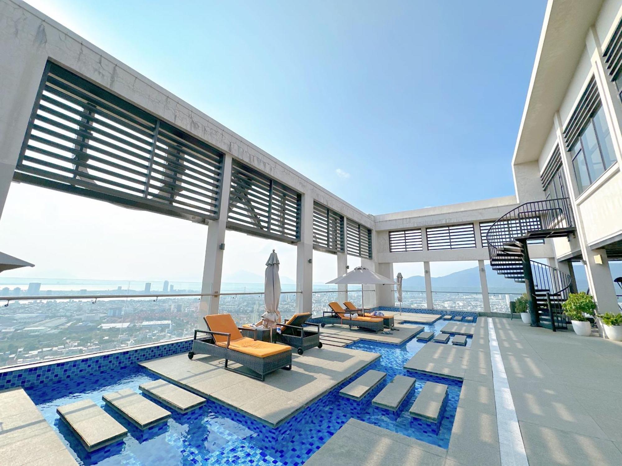 Luxury Apt Opposite Mykhe Beach 다낭 외부 사진