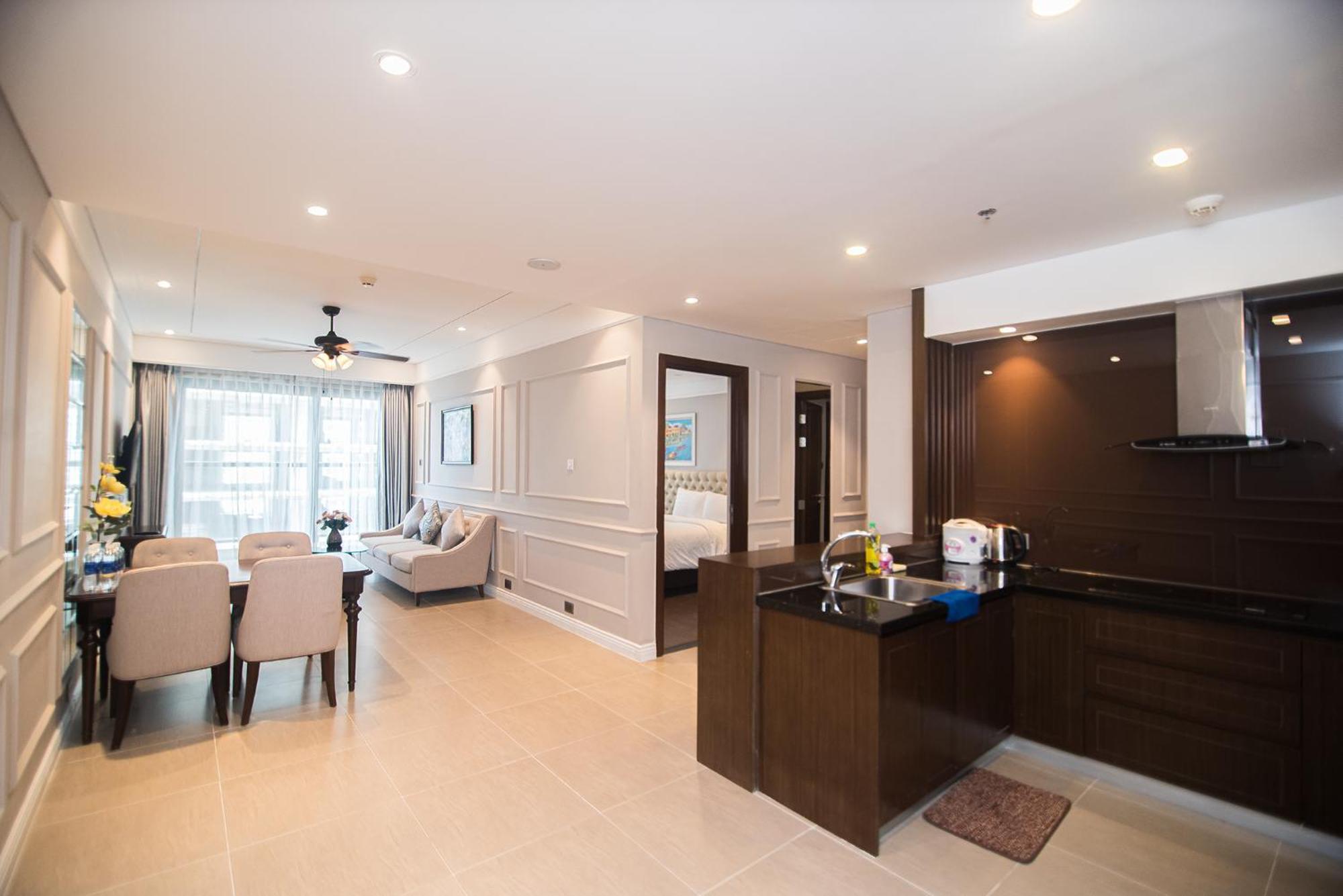 Luxury Apt Opposite Mykhe Beach 다낭 외부 사진